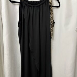 Elegant Black dress with Leopard Accent